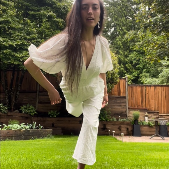 Beautiful Anthropologie Jumpsuit! Barely worn - mostly for meditations - Picture 4 of 6